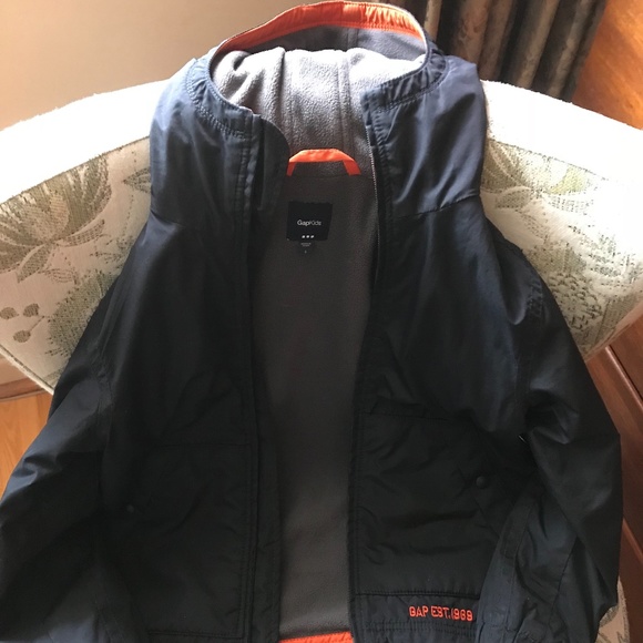 GAP Kids Hooded Spring/fall Jacket with fleece lining - size small - Picture 7 of 10